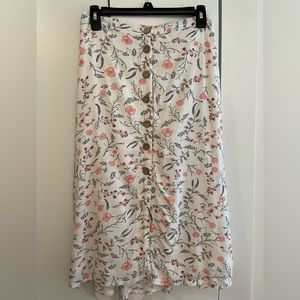 ⭐️Japna Floral Buttoned Skirt-Size L
